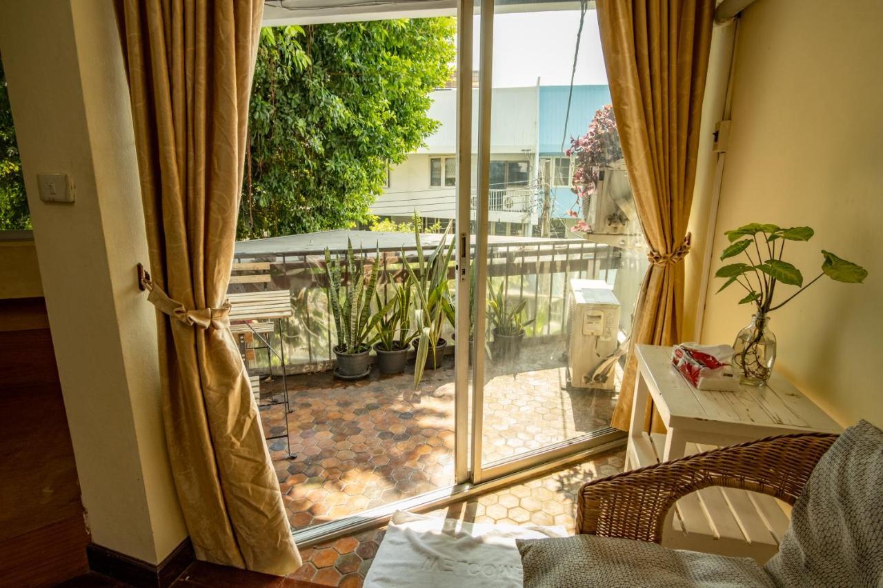 Home16 Sukhumvit16 Bangkok Kültér fotó