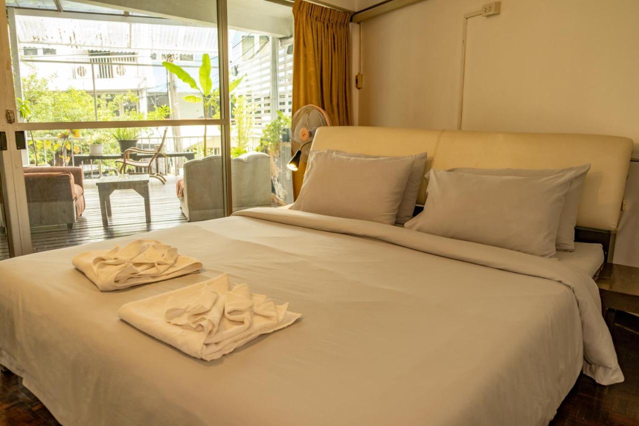 Home16 Sukhumvit16 Bangkok Kültér fotó