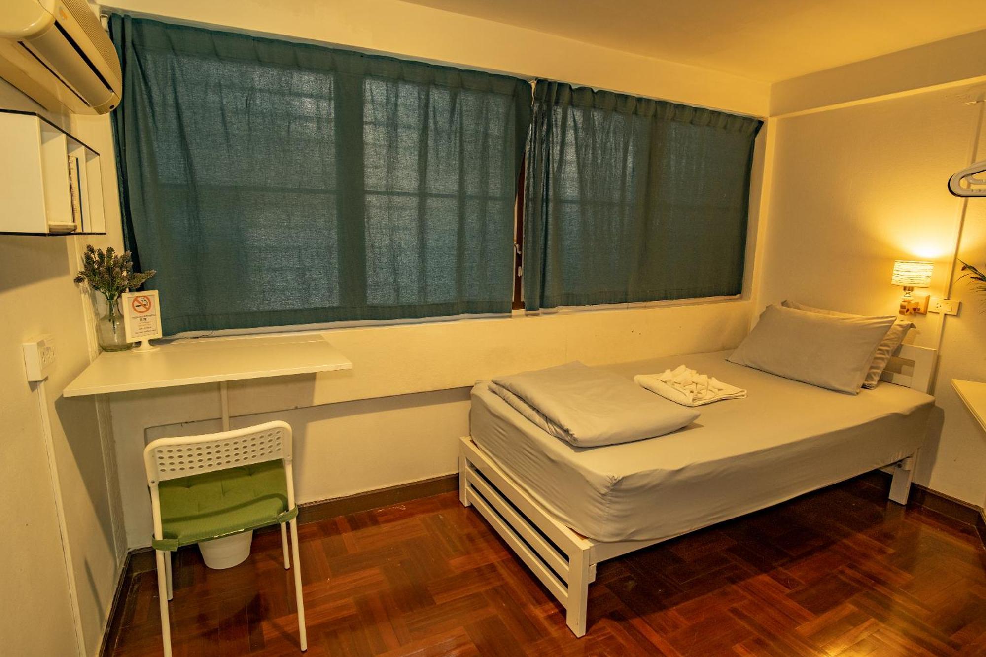 Home16 Sukhumvit16 Bangkok Kültér fotó