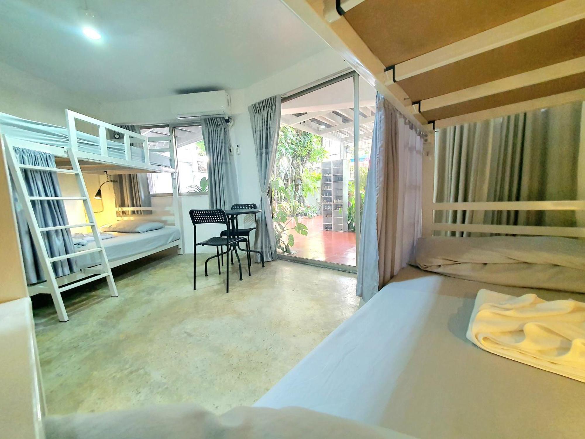 Home16 Sukhumvit16 Bangkok Kültér fotó